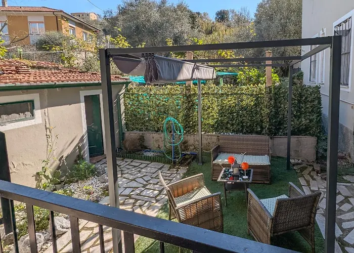 La Casina, Tiny Garden House